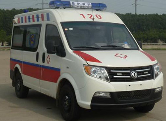 东风御风长轴救护车